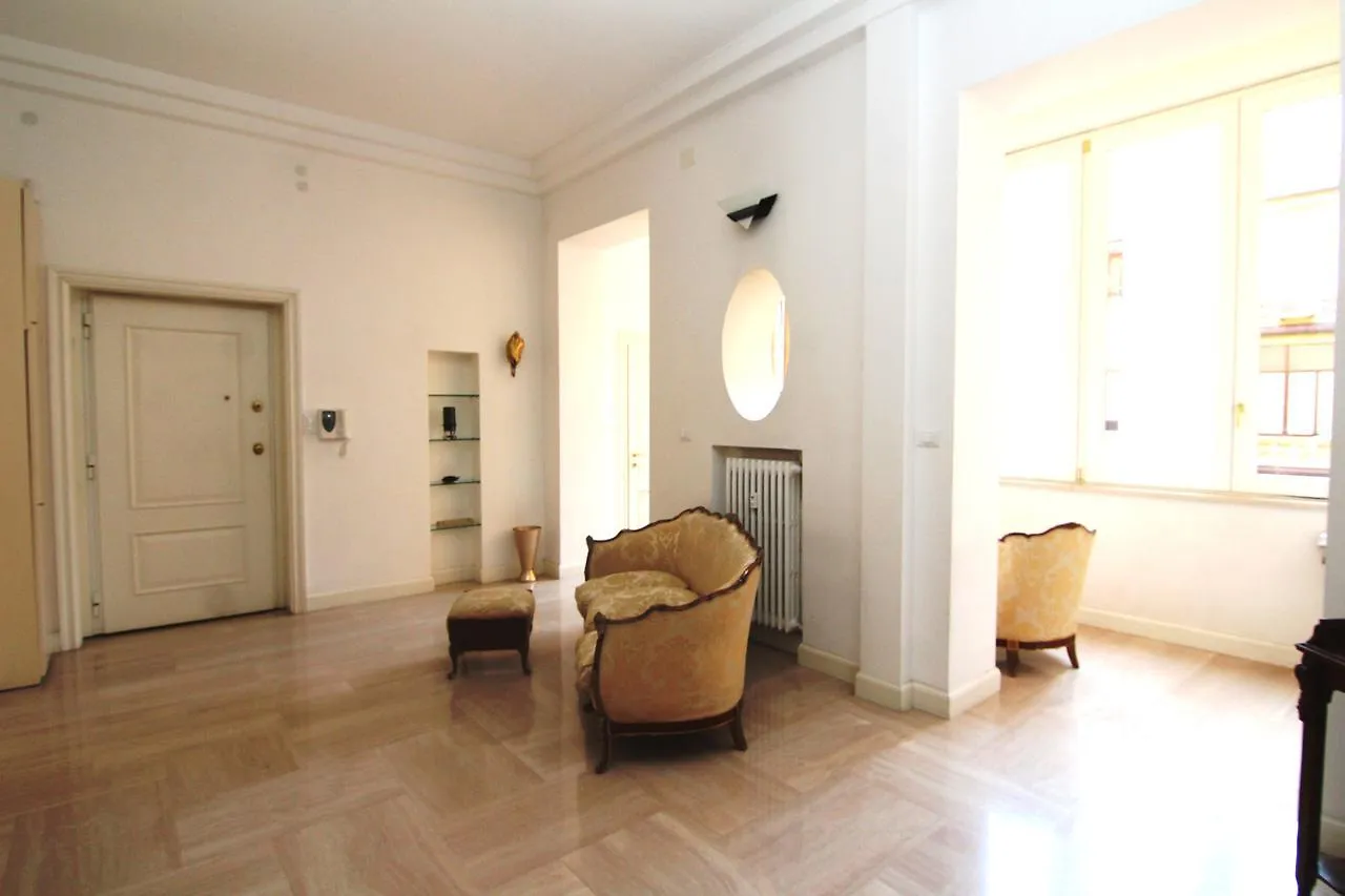 Casa Artieri Bed & Breakfast Bologna 2*,